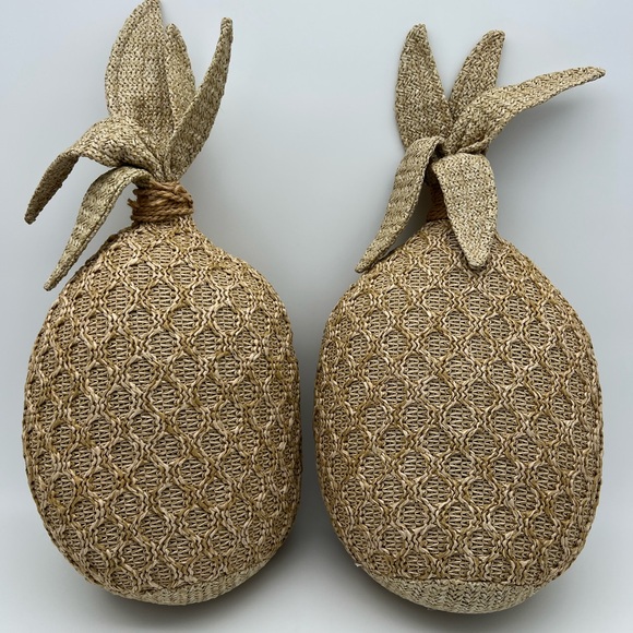 Pottery Barn Other - 2 Pottery Barn Natural Fiber Pineapple Shaped Throw Pillows Indoor Outdoor